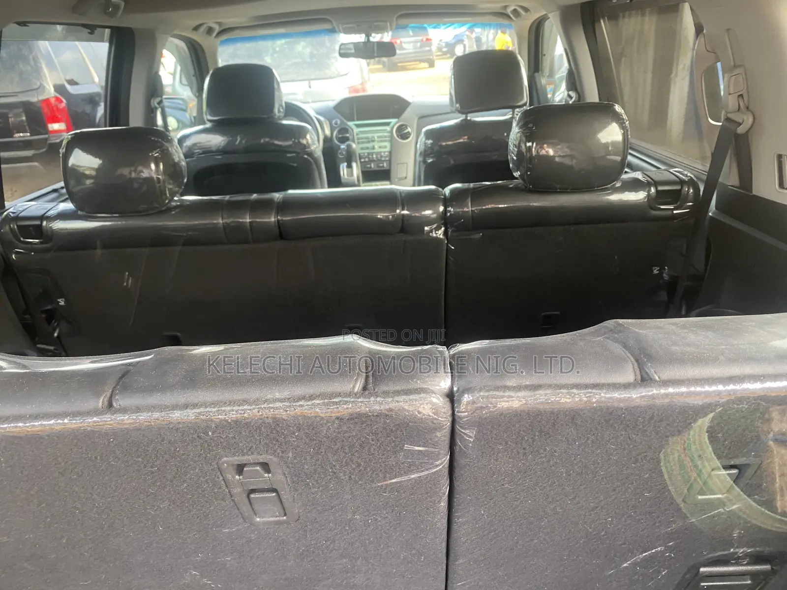 Honda Pilot Touring w/RES/Navi FWD (3.5L 6cyl 5A) 2010 Black