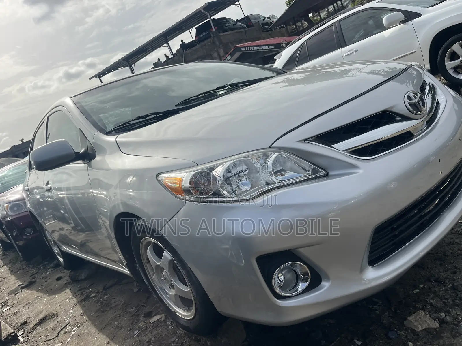 Toyota Corolla 2010 Silver