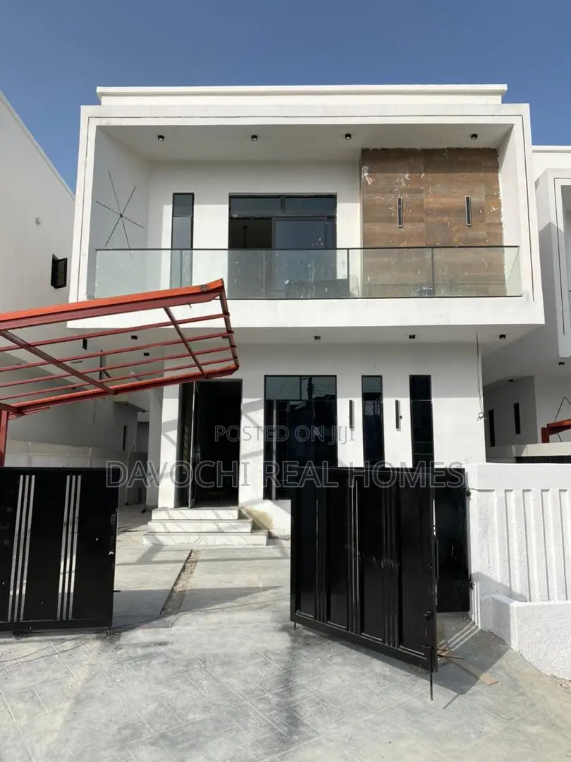 4bdrm Duplex in Lekki Phase 2 for sale