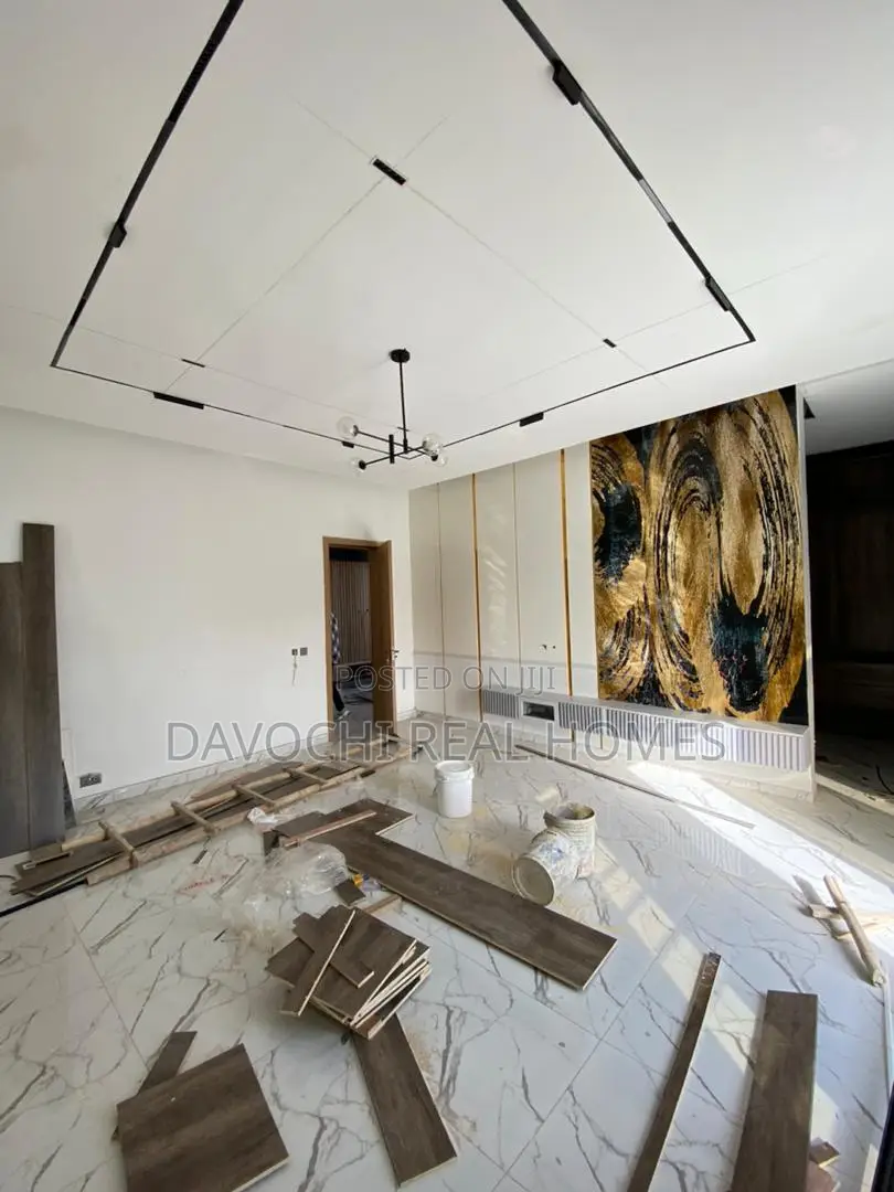 4bdrm Duplex in Lekki Phase 2 for sale