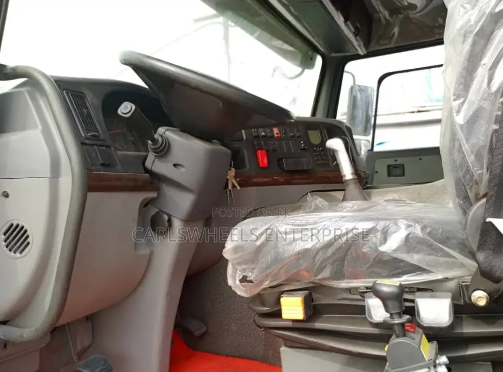 Foreign Used Howo Tipper Dump Truck 2018 Red