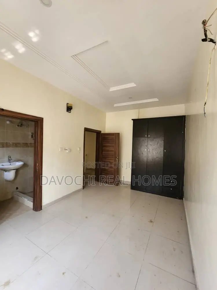4bdrm Duplex in Orchid, Lekki for rent
