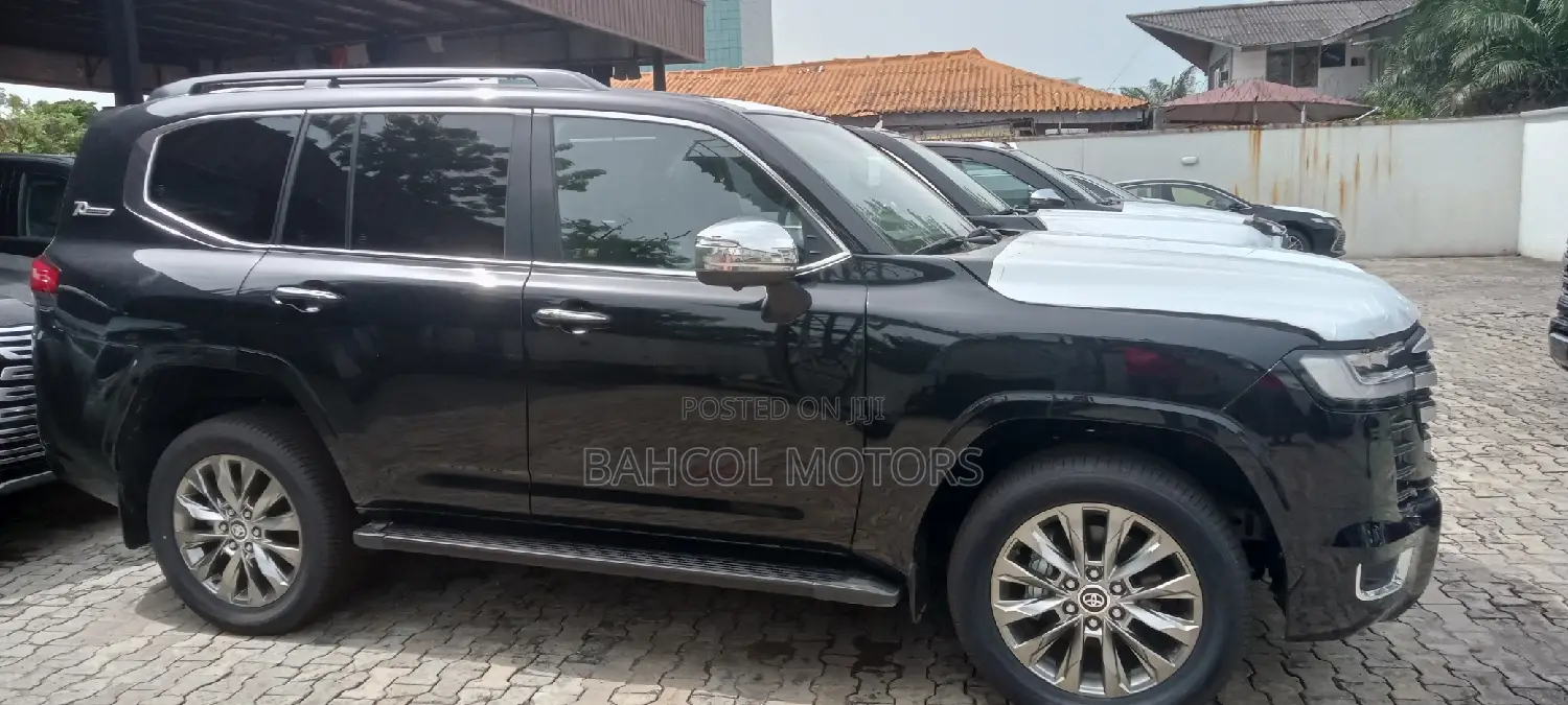 New Toyota Land Cruiser 2023 Black