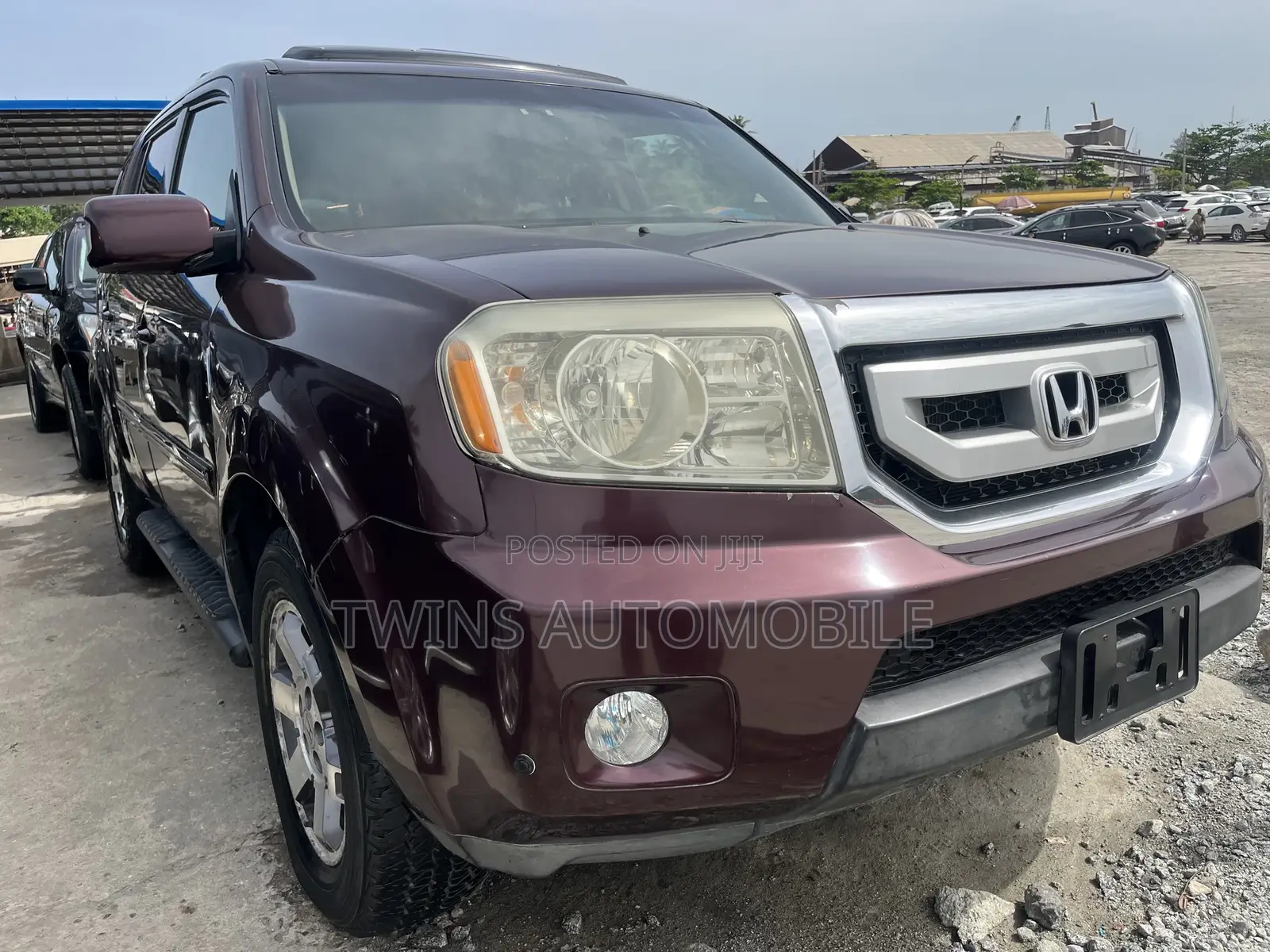 Honda Pilot Touring w/RES/Navi 4WD (3.5L 6cyl 5A) 2011 Burgundy