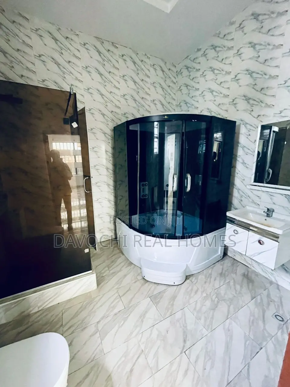 4bdrm Duplex in Immediately After, Lekki for rent