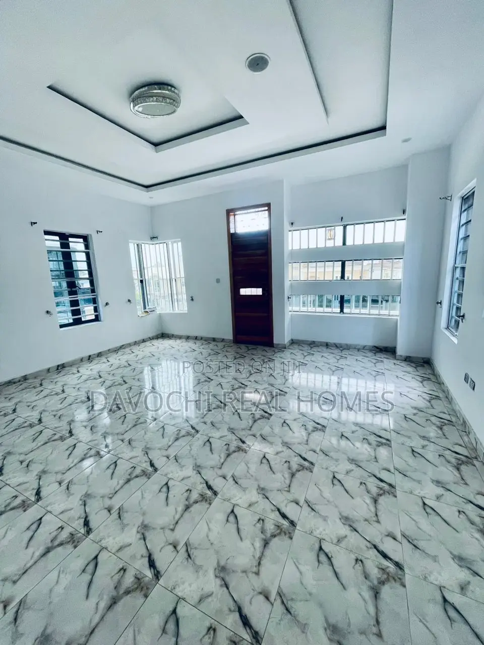 4bdrm Duplex in Immediately After, Lekki for rent