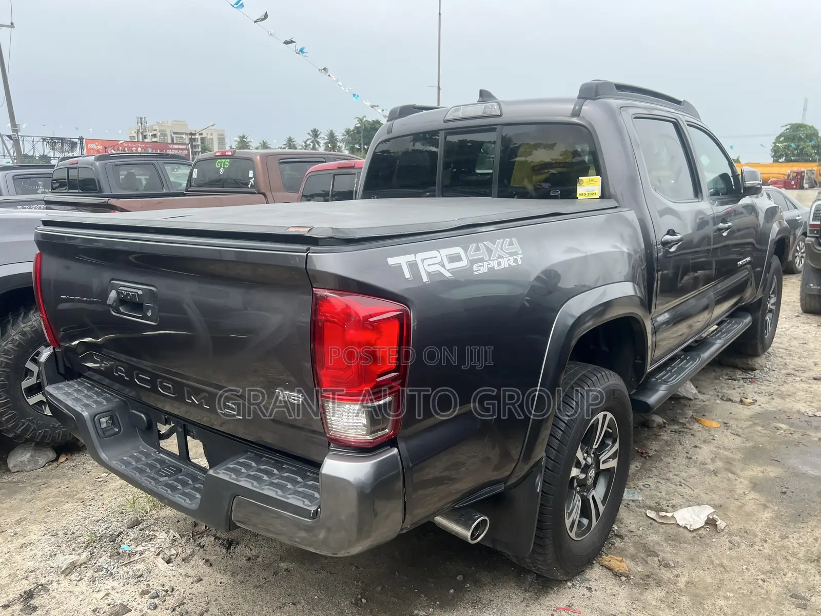 Toyota Tacoma TRD Sport 2017 Gray