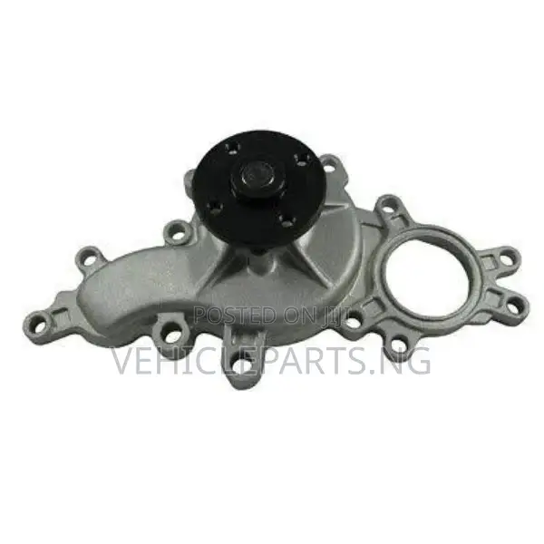 Water Pump 2UR for Lexus and Toyota