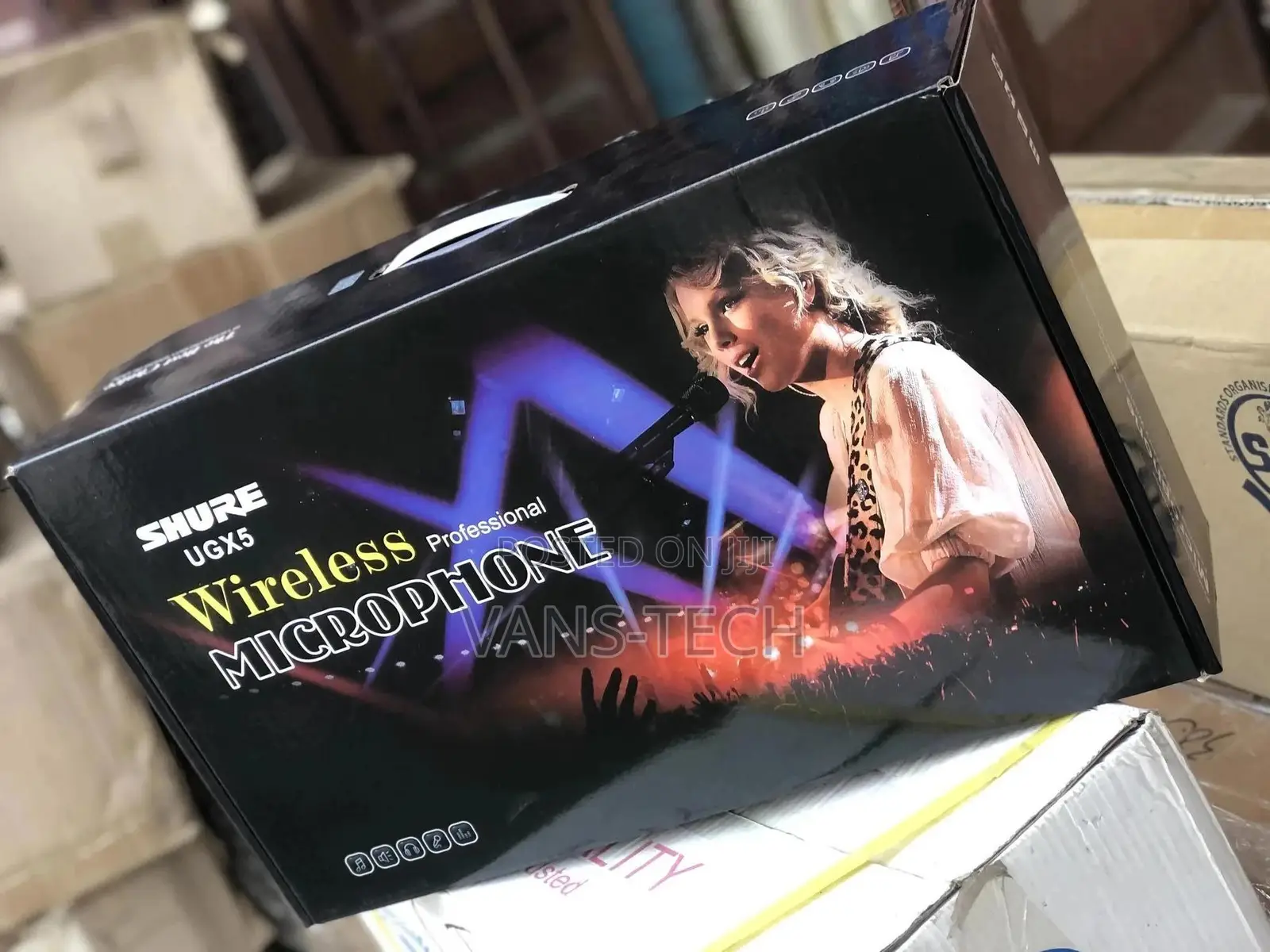 4 in 1(Four in One)Shure Wireless Microphone