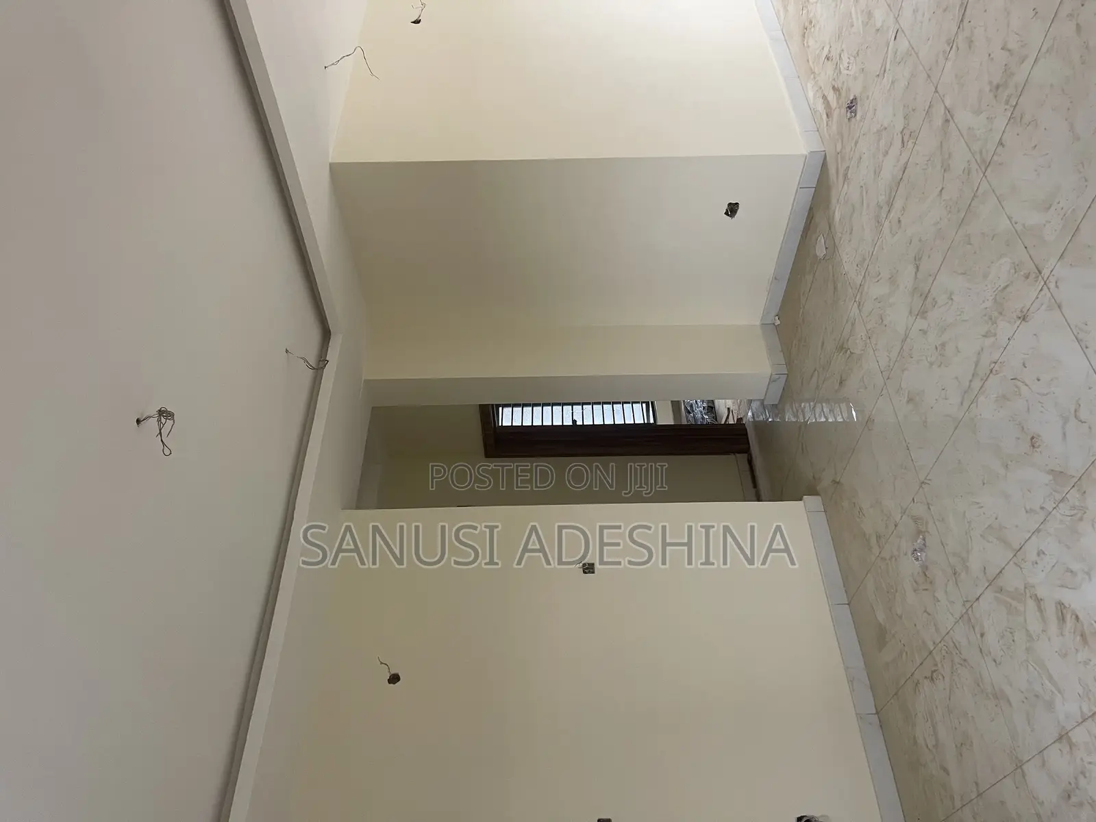6bdrm House in Kubwa Fo1 Abuja for sale