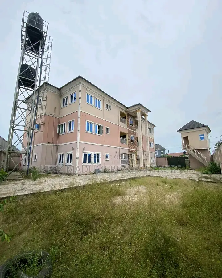 6bdrm Block of Flats in Ozuoba / Rumuoparali, Port-Harcourt for sale