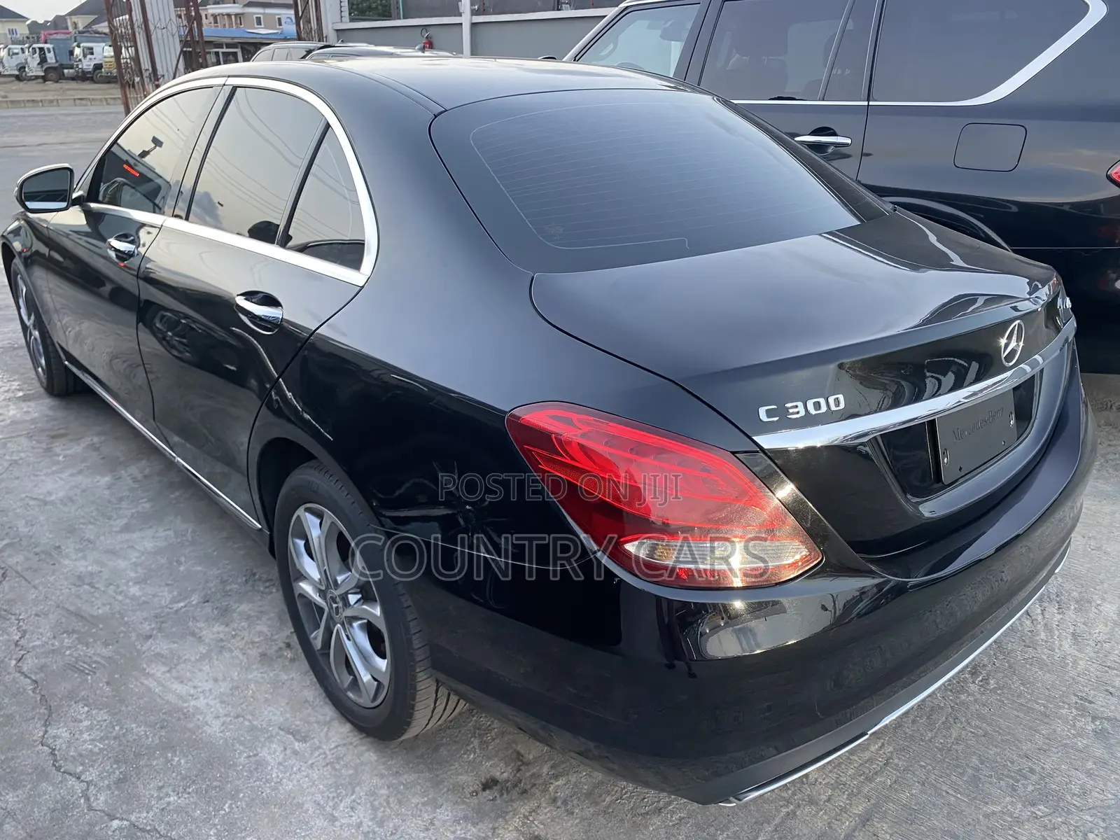 Mercedes-Benz C300 2017 Black