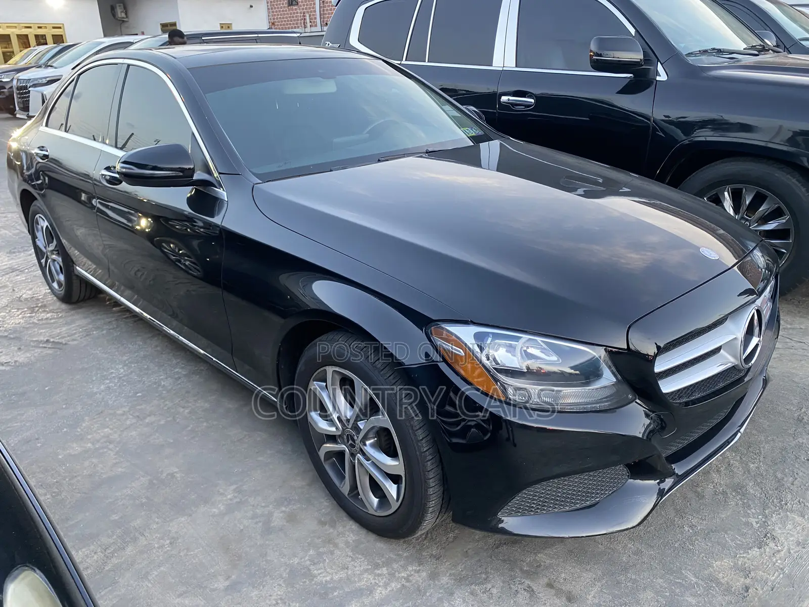 Mercedes-Benz C300 2017 Black
