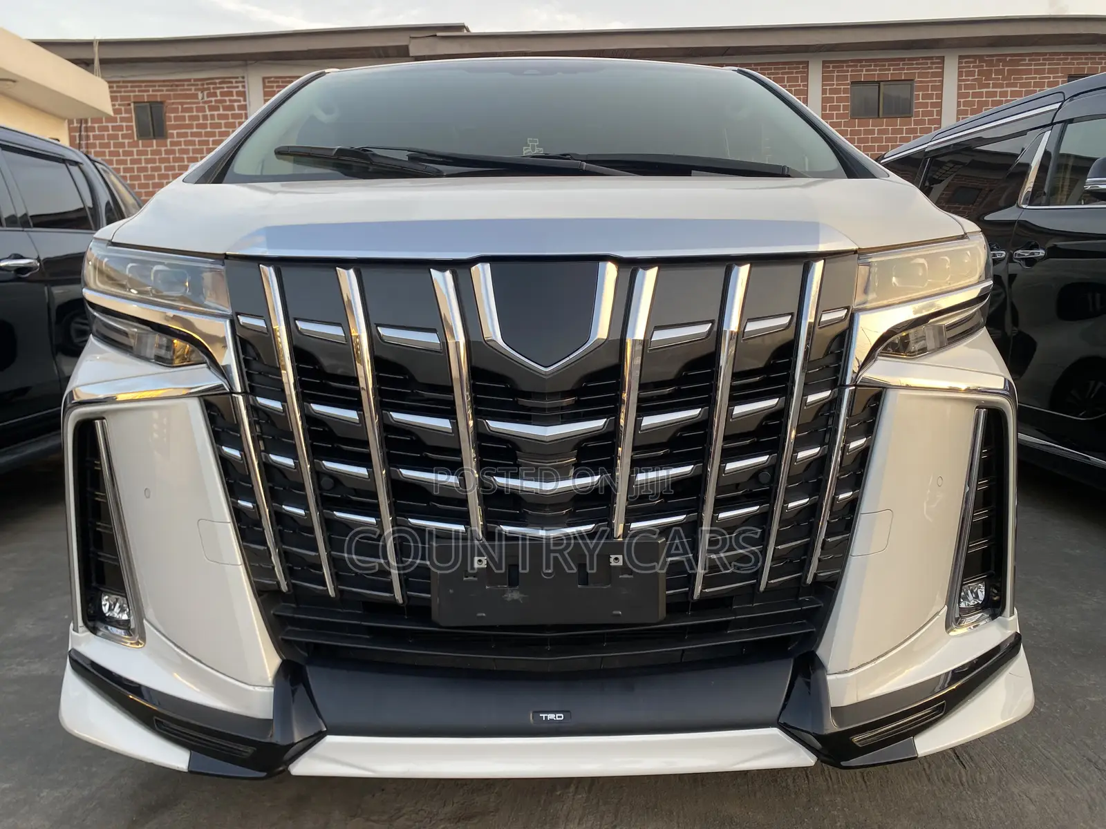 Toyota Alphard 2023 White