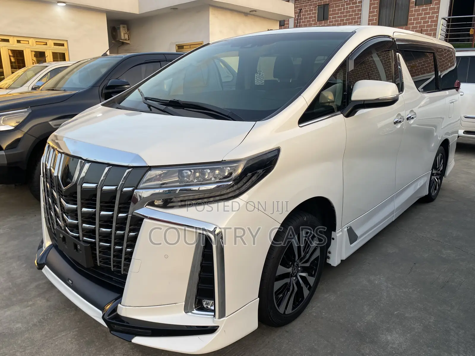 Toyota Alphard 2023 White