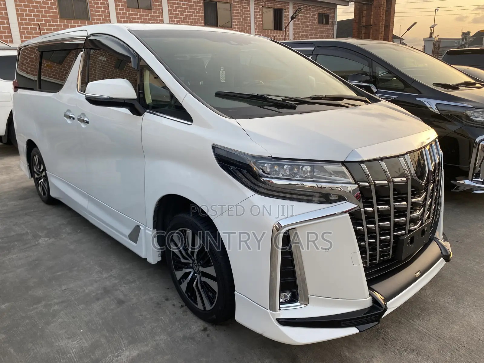 Toyota Alphard 2023 White