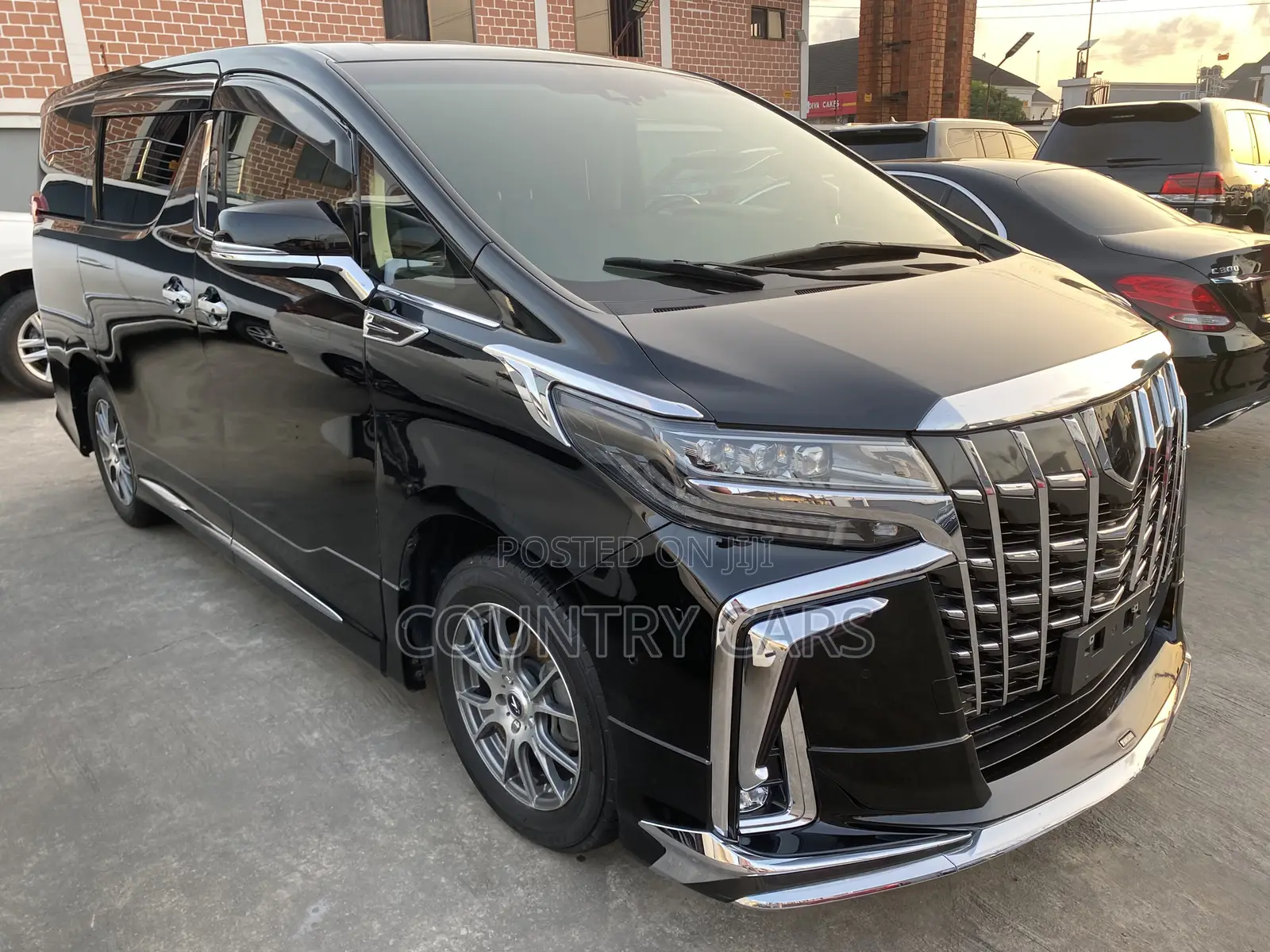 Toyota Alphard 2023 Black