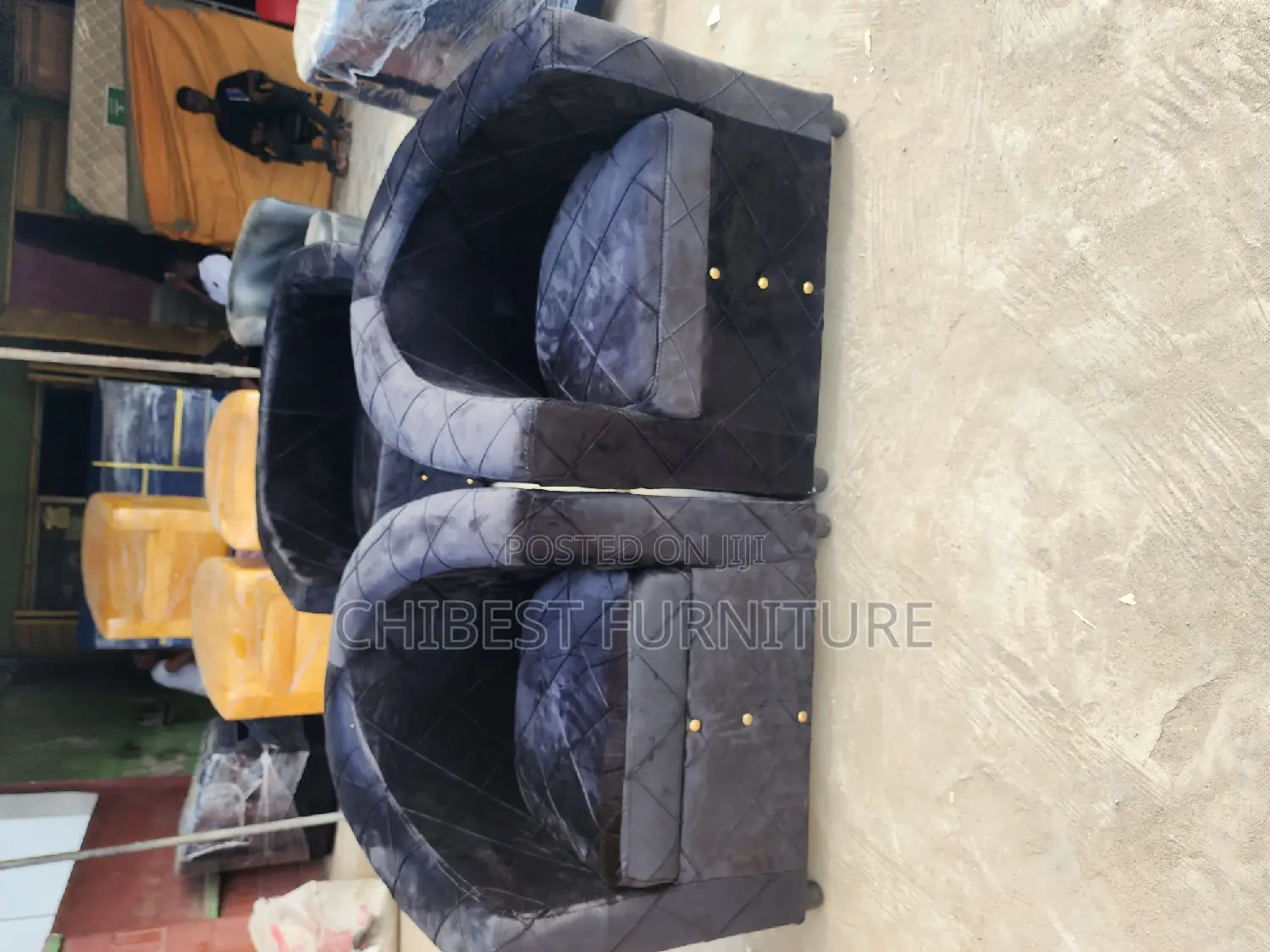 Quality Single Seater Upholstery Padded Sofa Fabric Chair