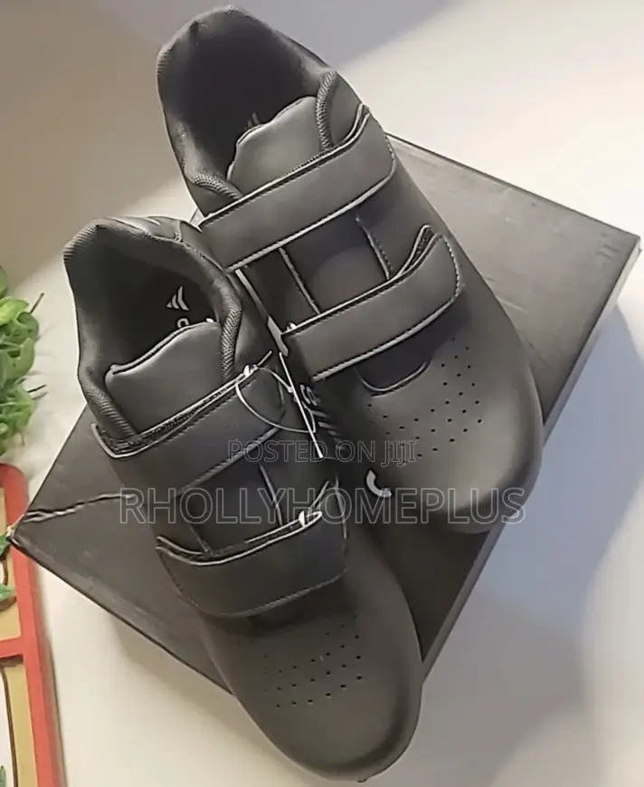 Core's Road Bike Shoes