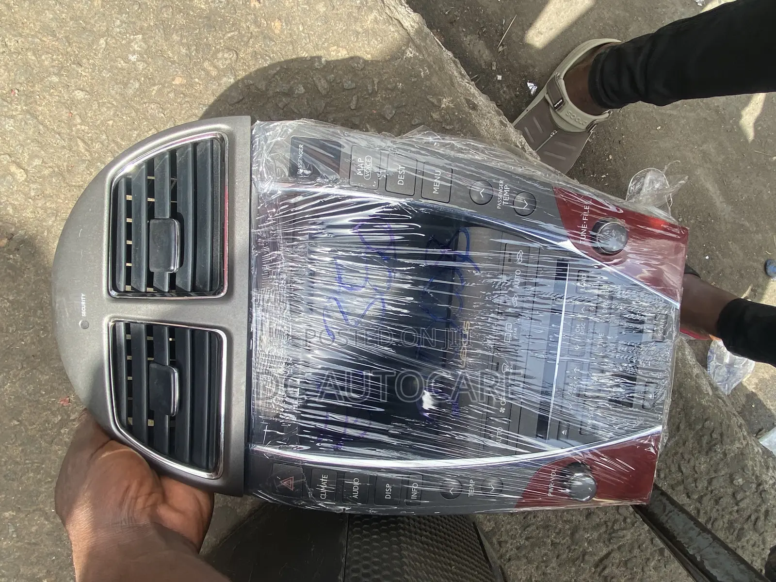 Av Vent and Car Stereo Es350