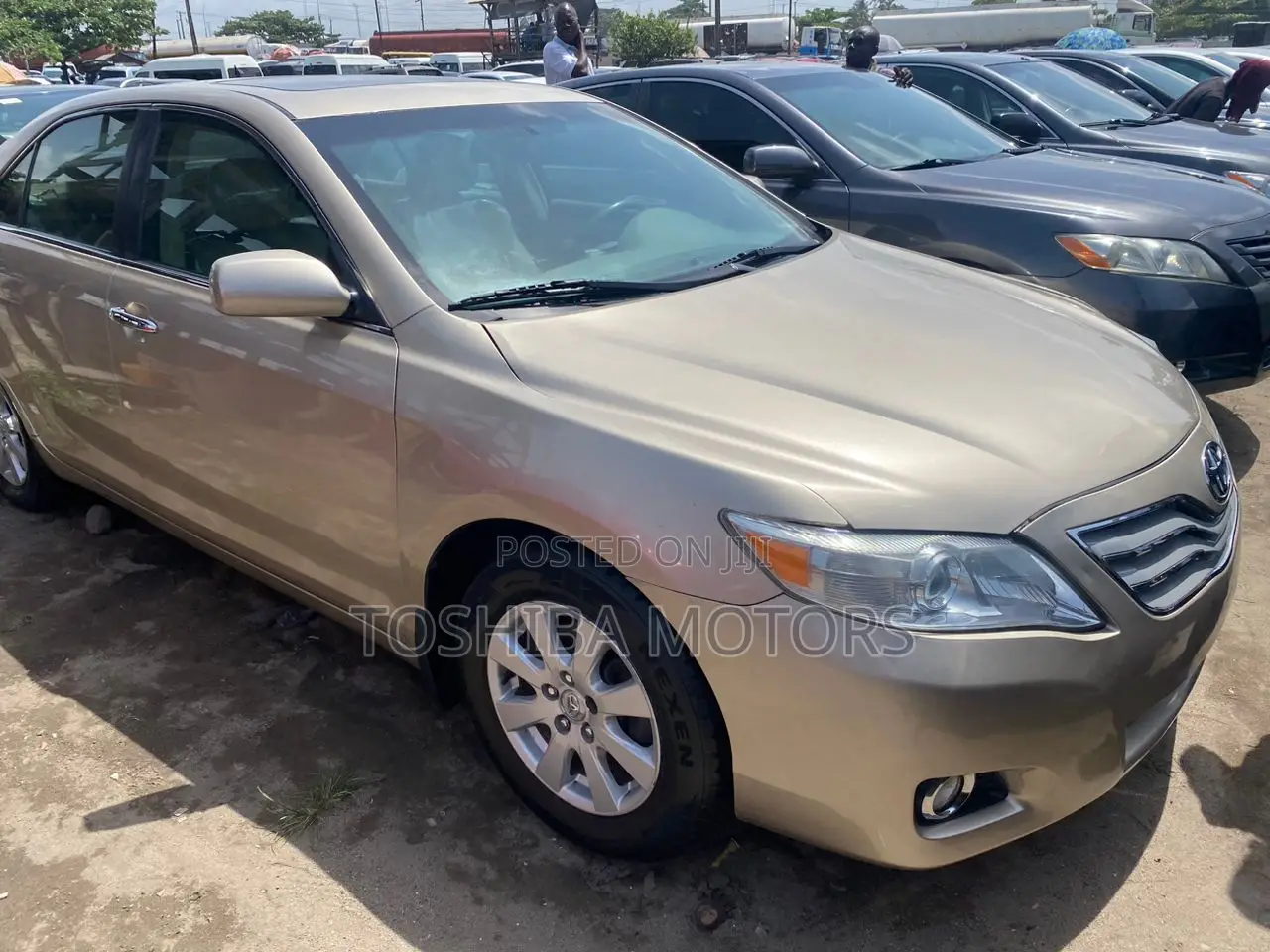 Toyota Camry 2.4 XLE 2008 Gold