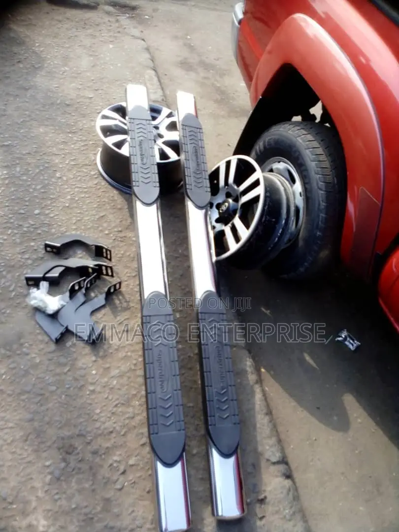 Side Step for Tacoma and Tundra
