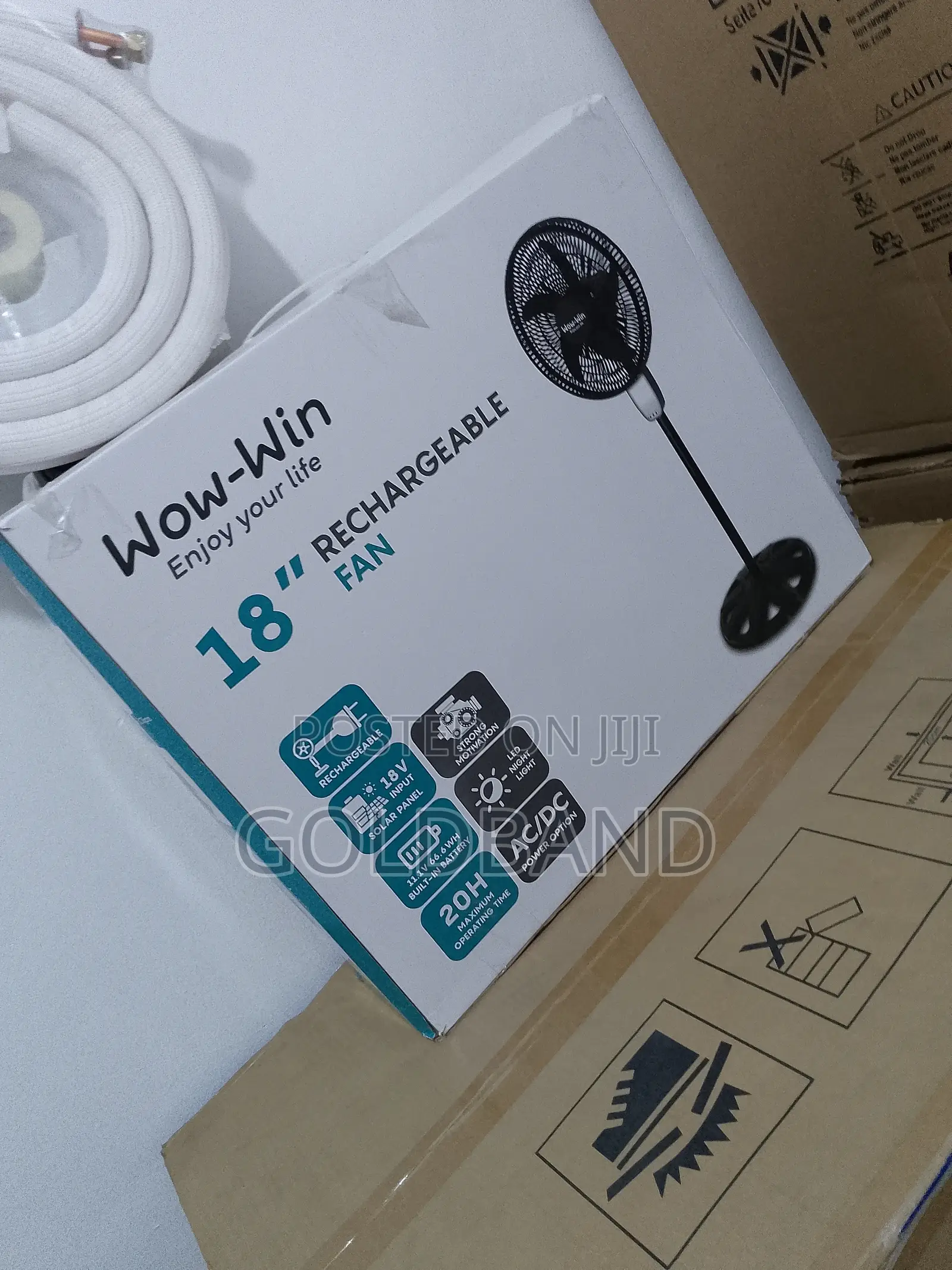 Durable Wow-Win 17.2" Rechargeable Fan