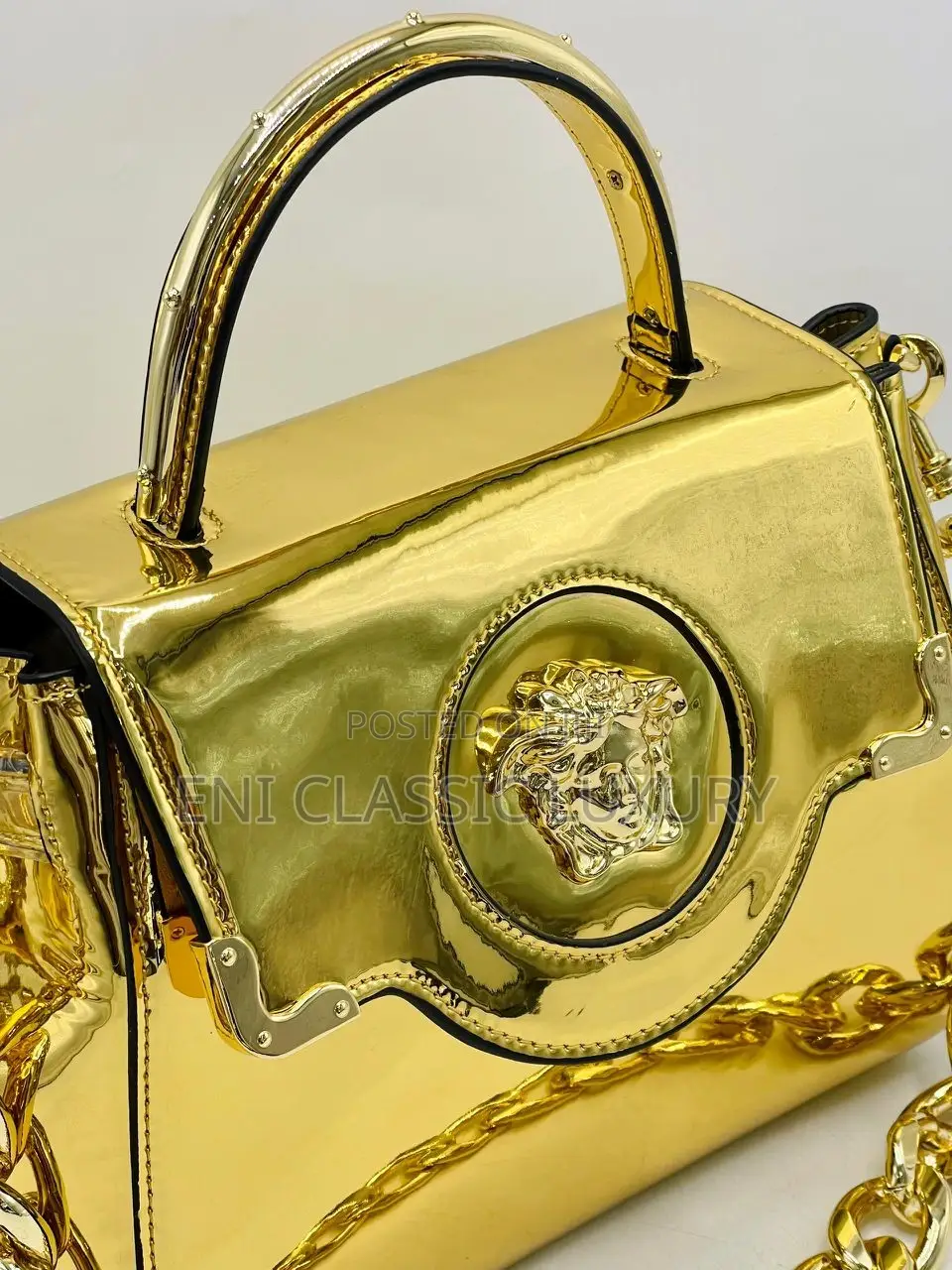 Super High Quality Luxury Bags Versace Available in Store