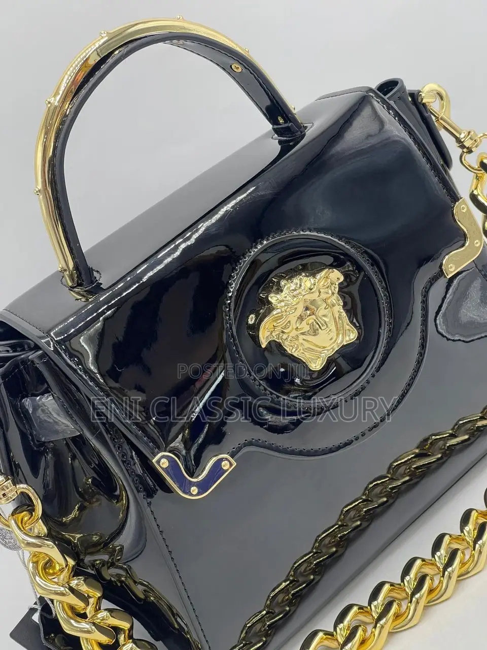 Super High Quality Luxury Bags Versace Available in Store