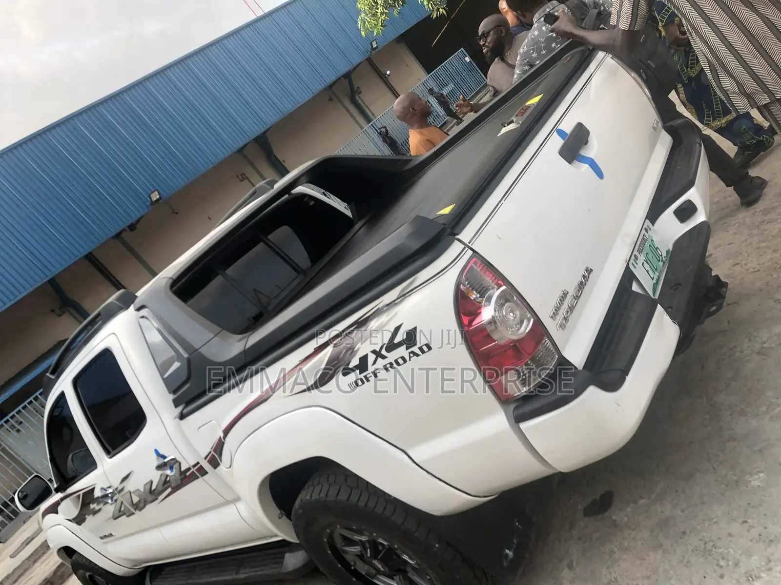 Roller Cover With TRD Spoiler