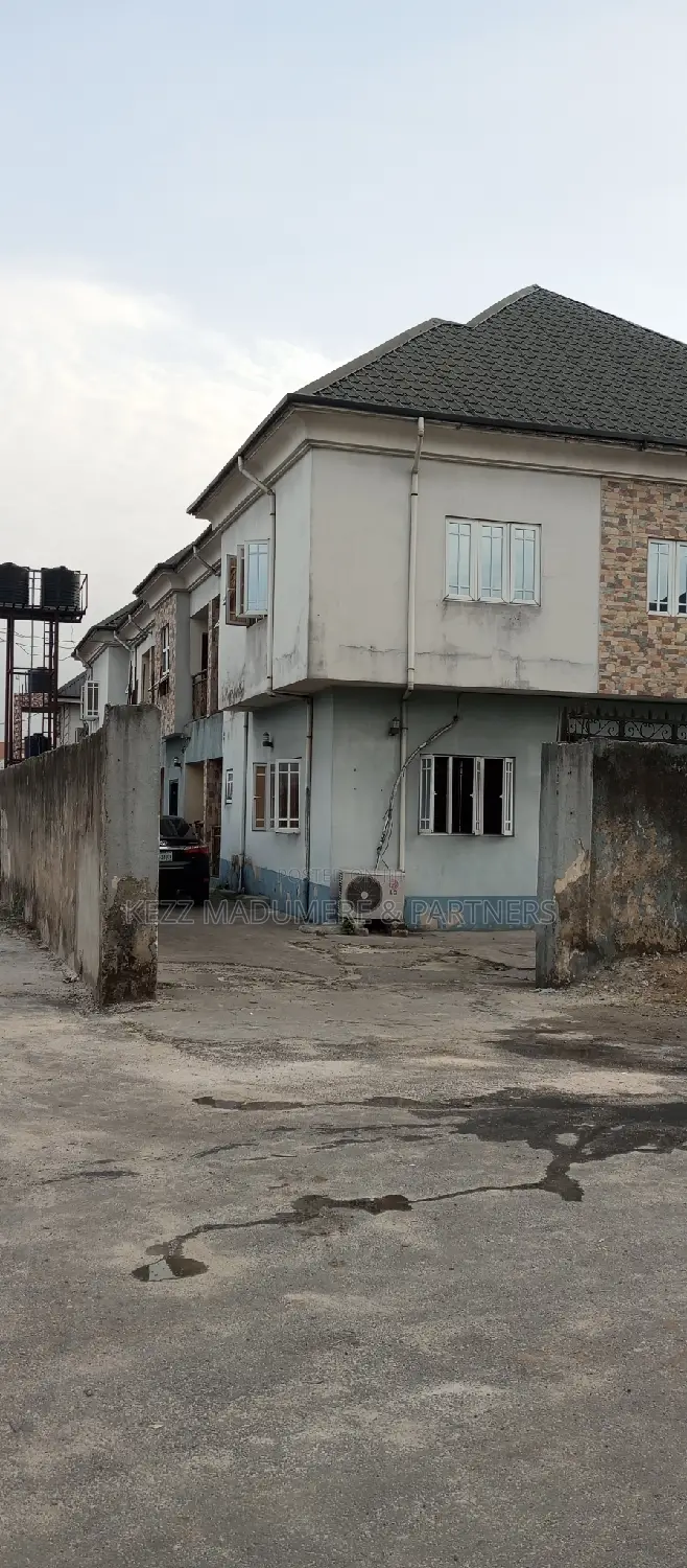 4bdrm Block of Flats in Omachi Estate ,, Port-Harcourt for sale