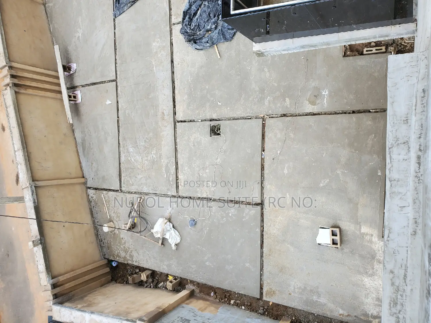 Exclusive Floor Design and Finishing