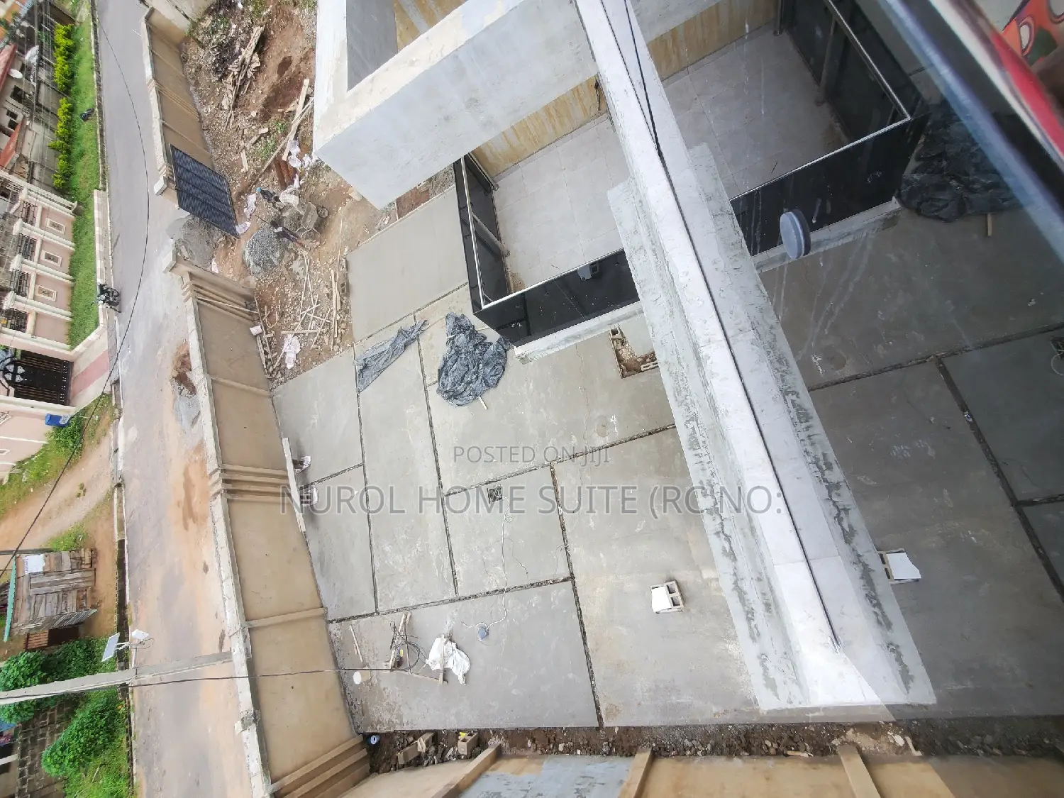 Exclusive Floor Design and Finishing