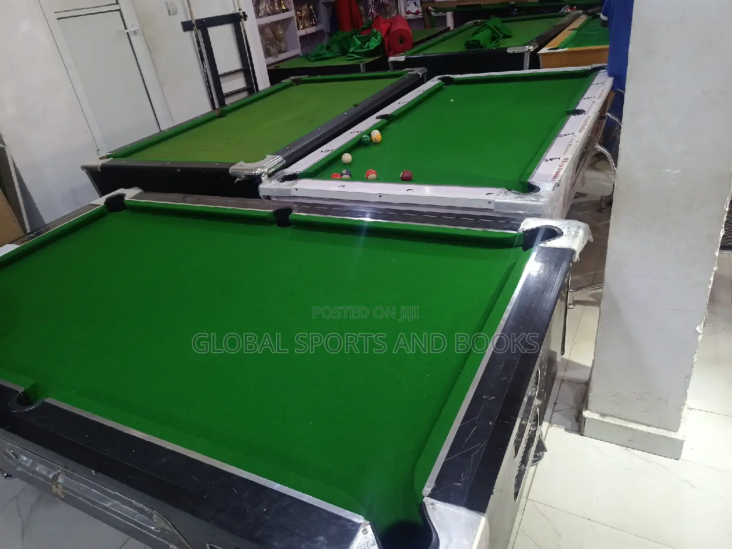 Marble Coin Snooker Board