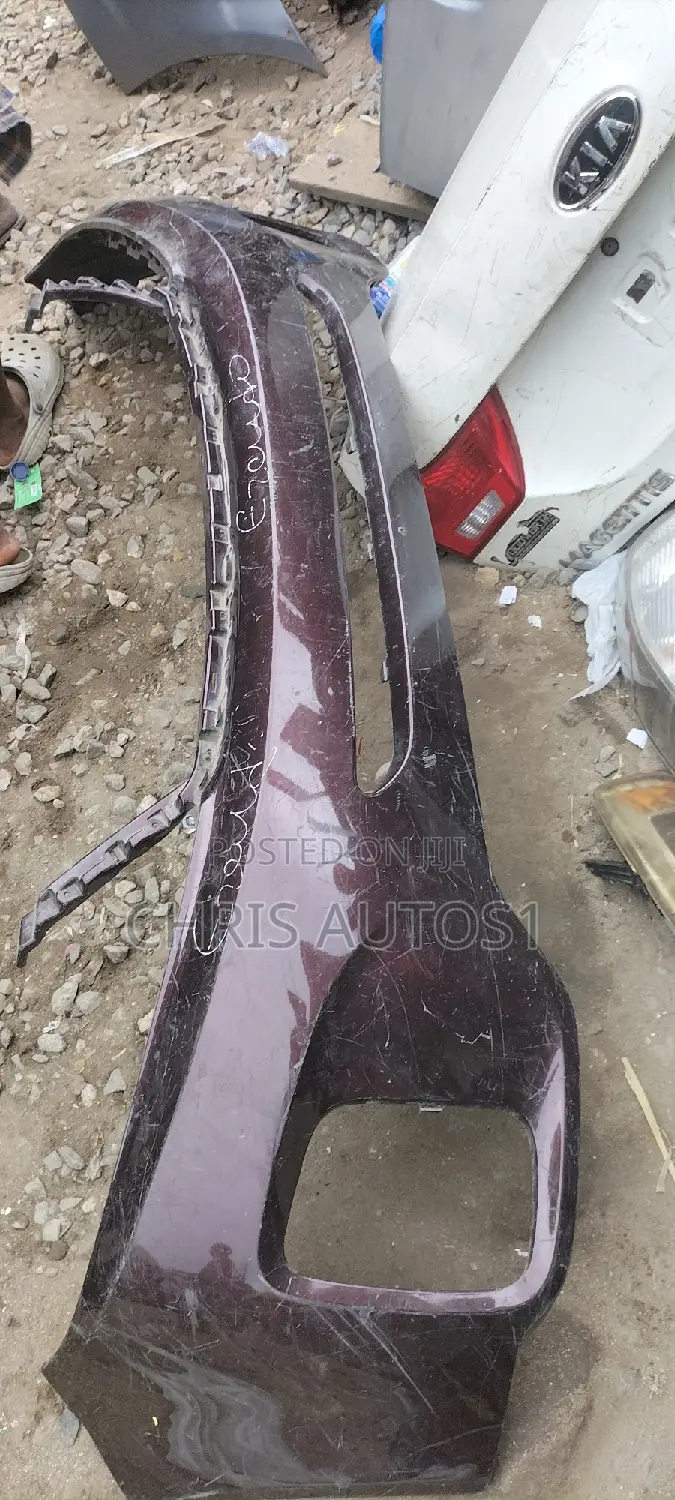Kia Sorento 2014 Front Bumper Empty