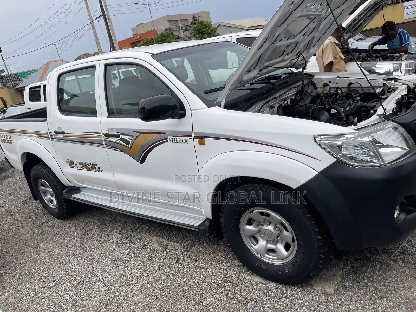 Toyota Hilux 2014 White