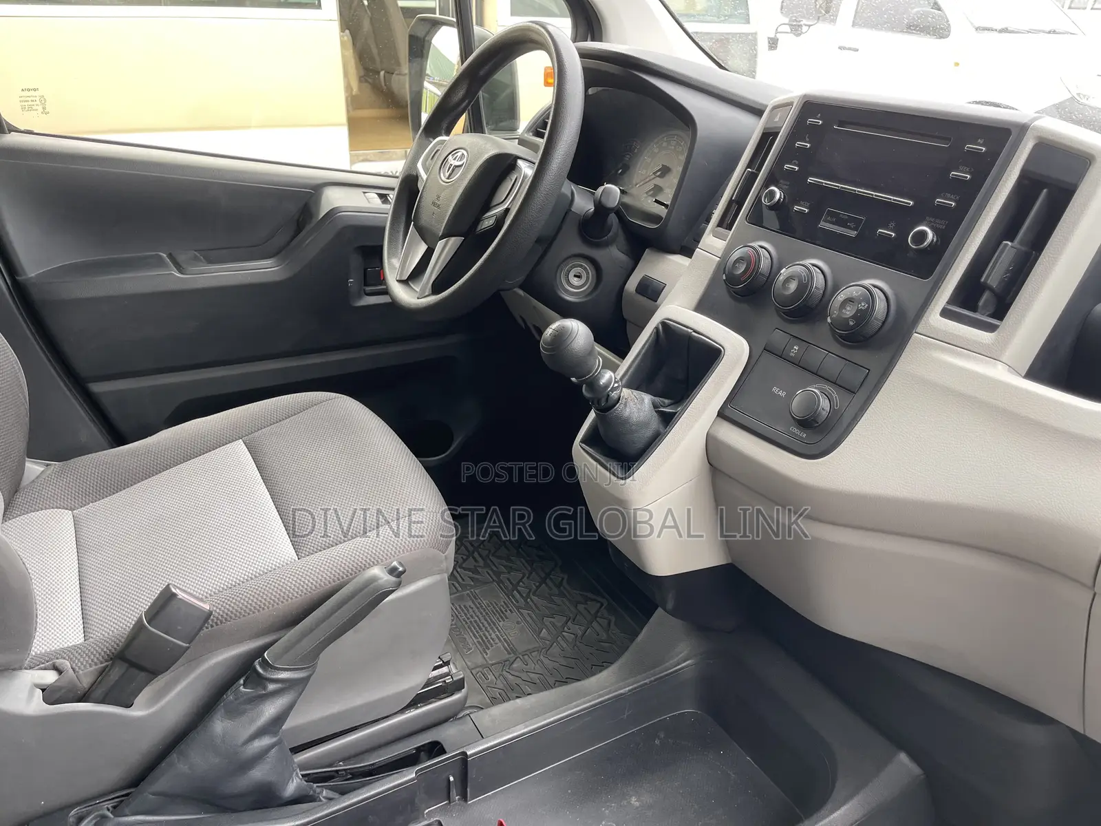 Toyota HiAce 2020 White