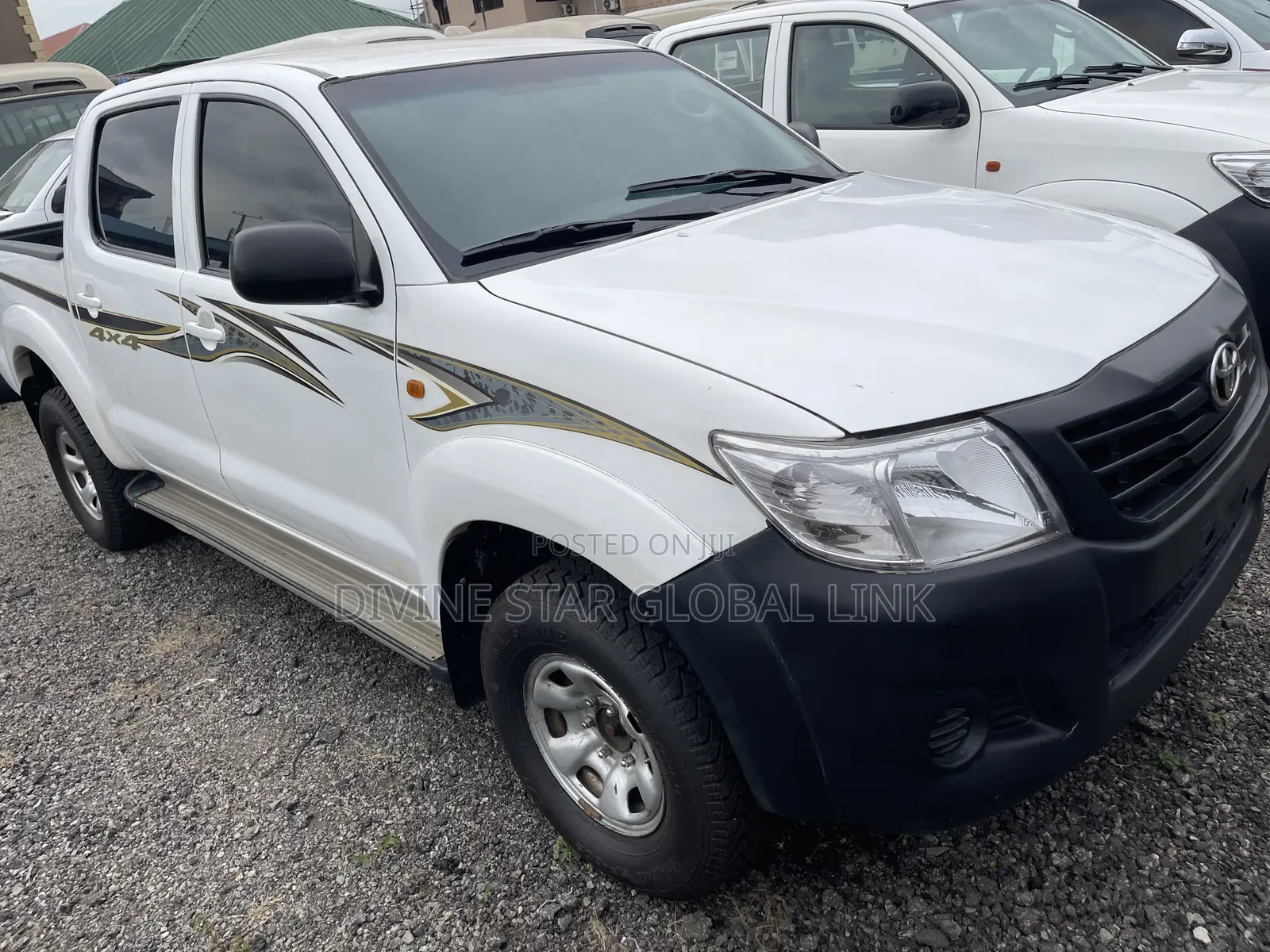 Toyota Hilux 2024 White