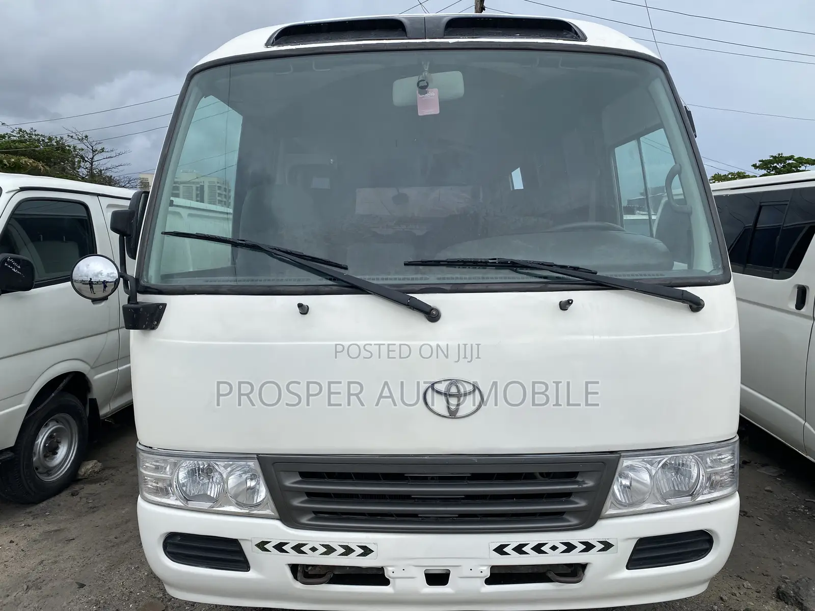 Toyota Coaster 2011 White