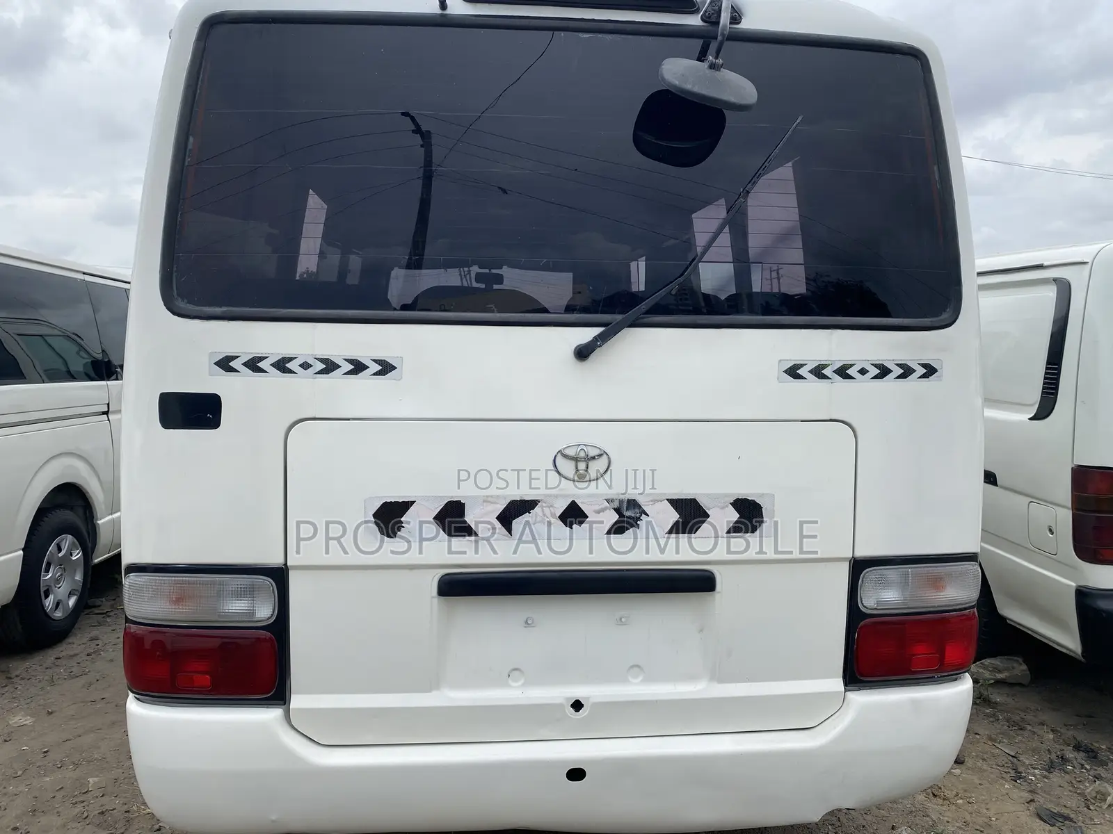 Toyota Coaster 2011 White