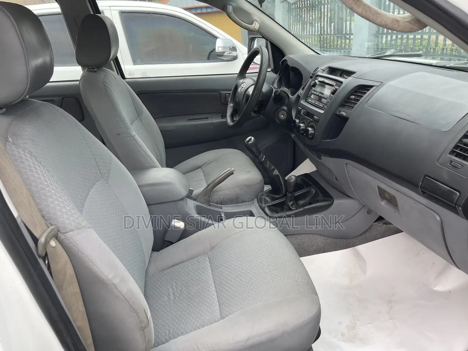 Toyota Hilux 2.7 VVT-i 4X4 SRX 2010 White