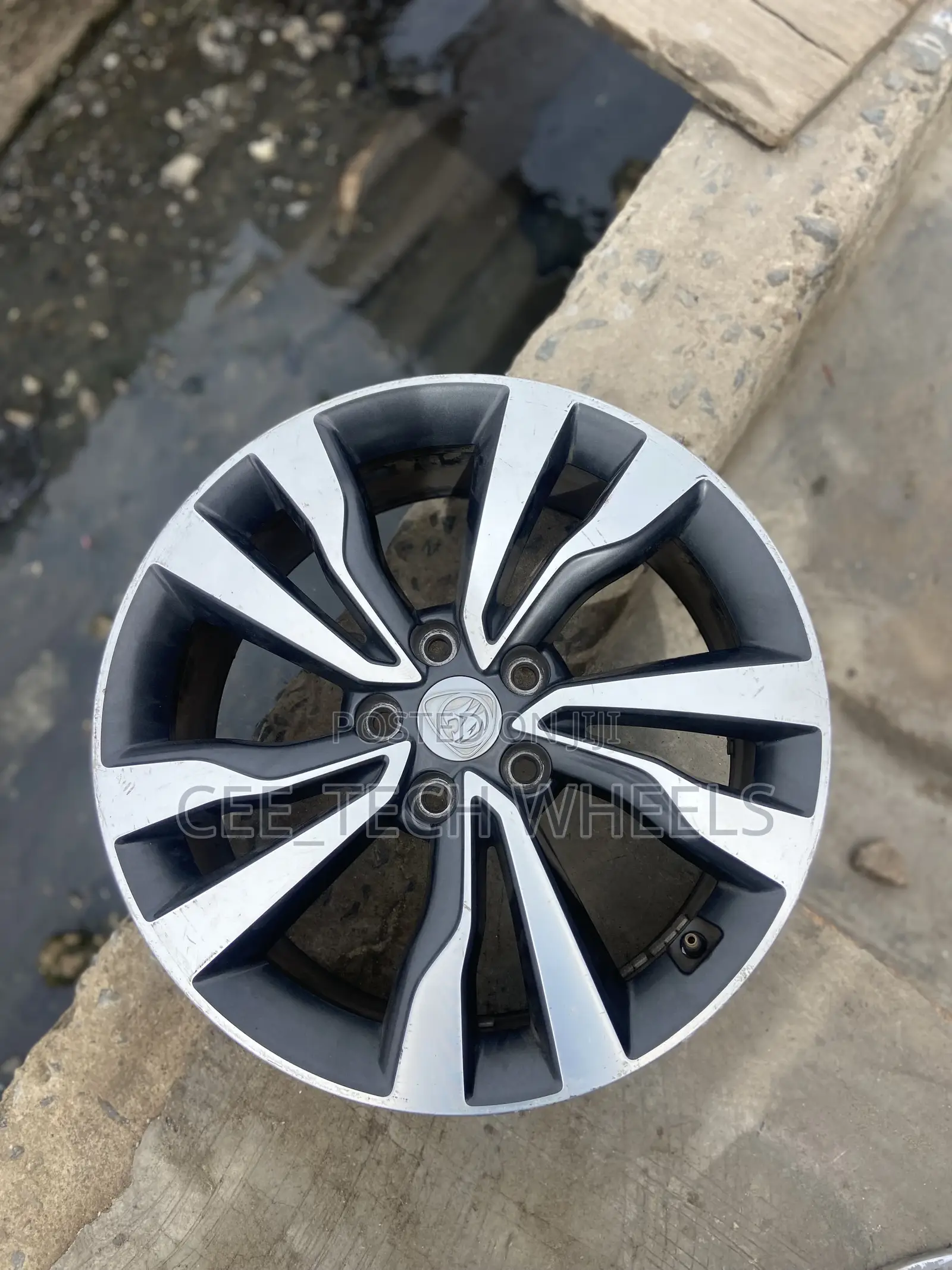 18 Inches Lexus, Camry Honda,Audi Etc