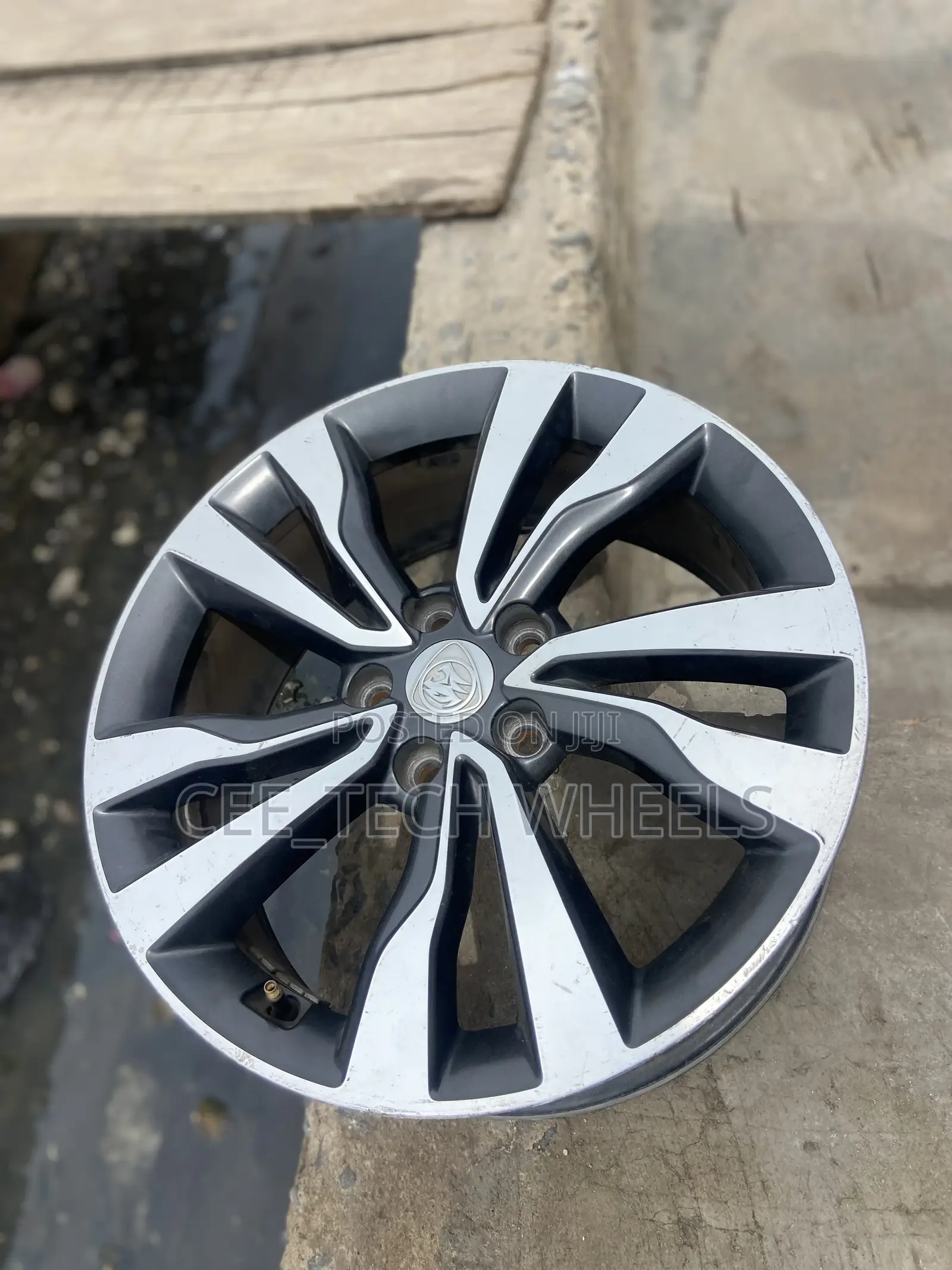 18 Inches Lexus, Camry Honda,Audi Etc
