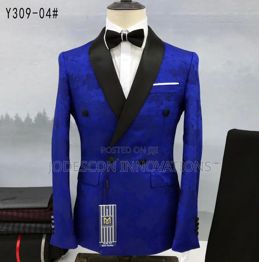Fashionable Men's Suits