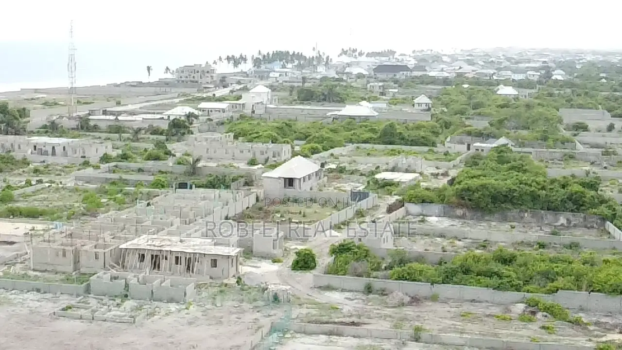 2 Plots Ocean View