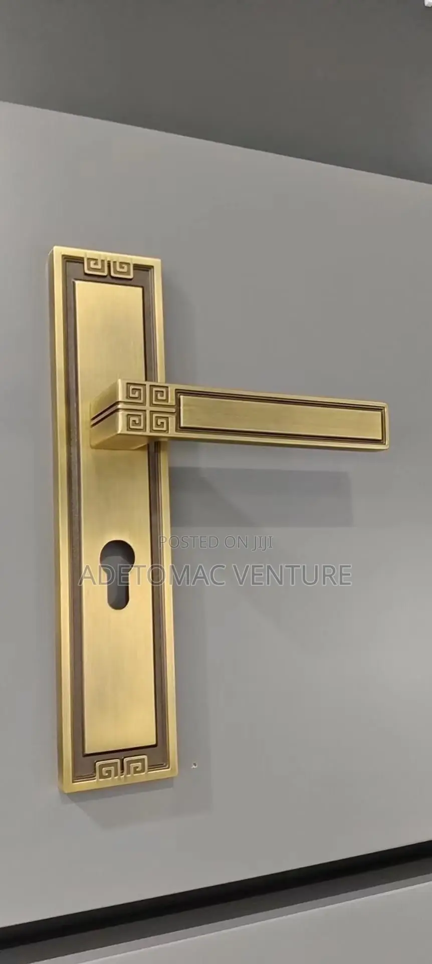 Italy Handles