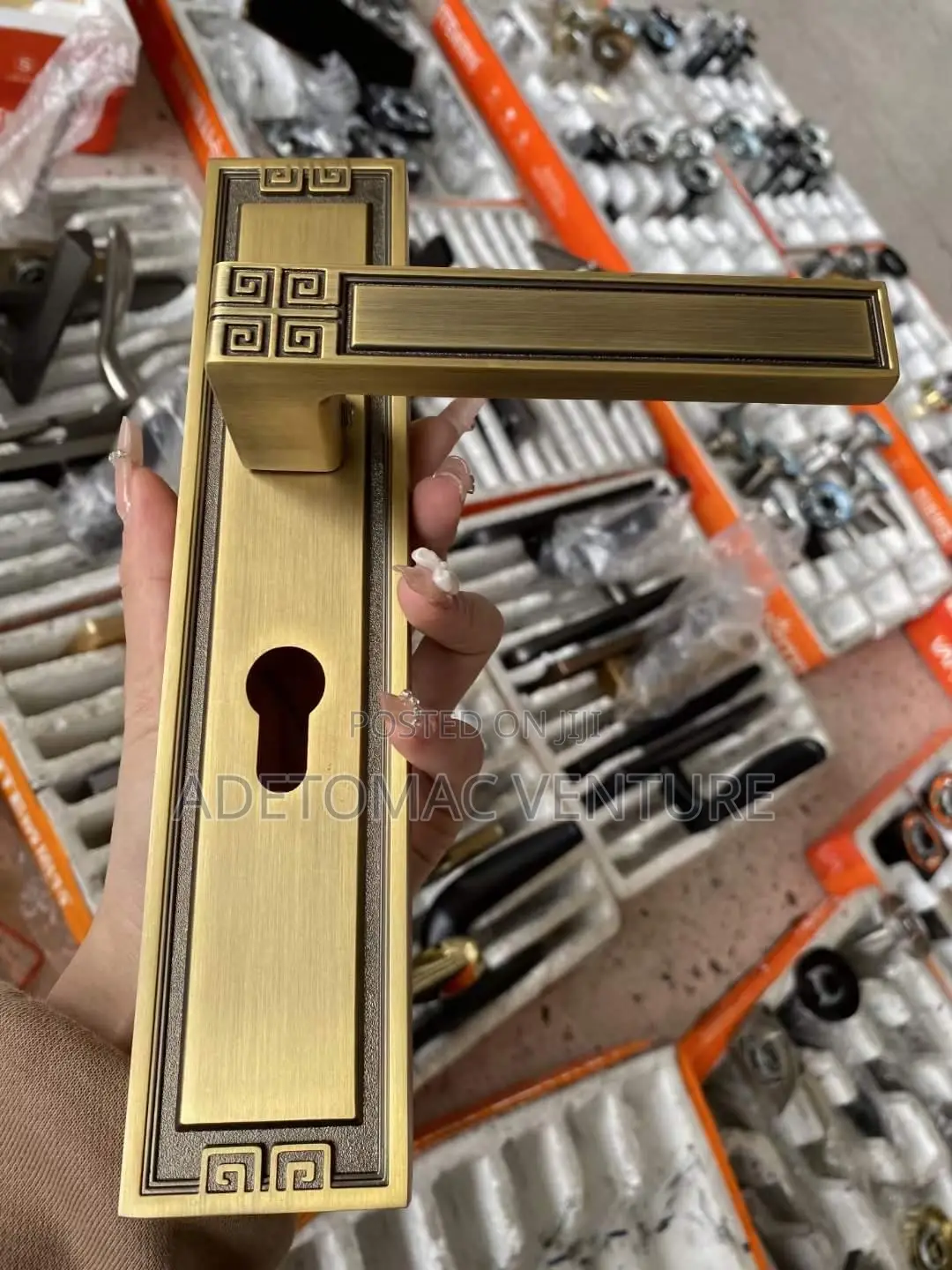 Italy Handles