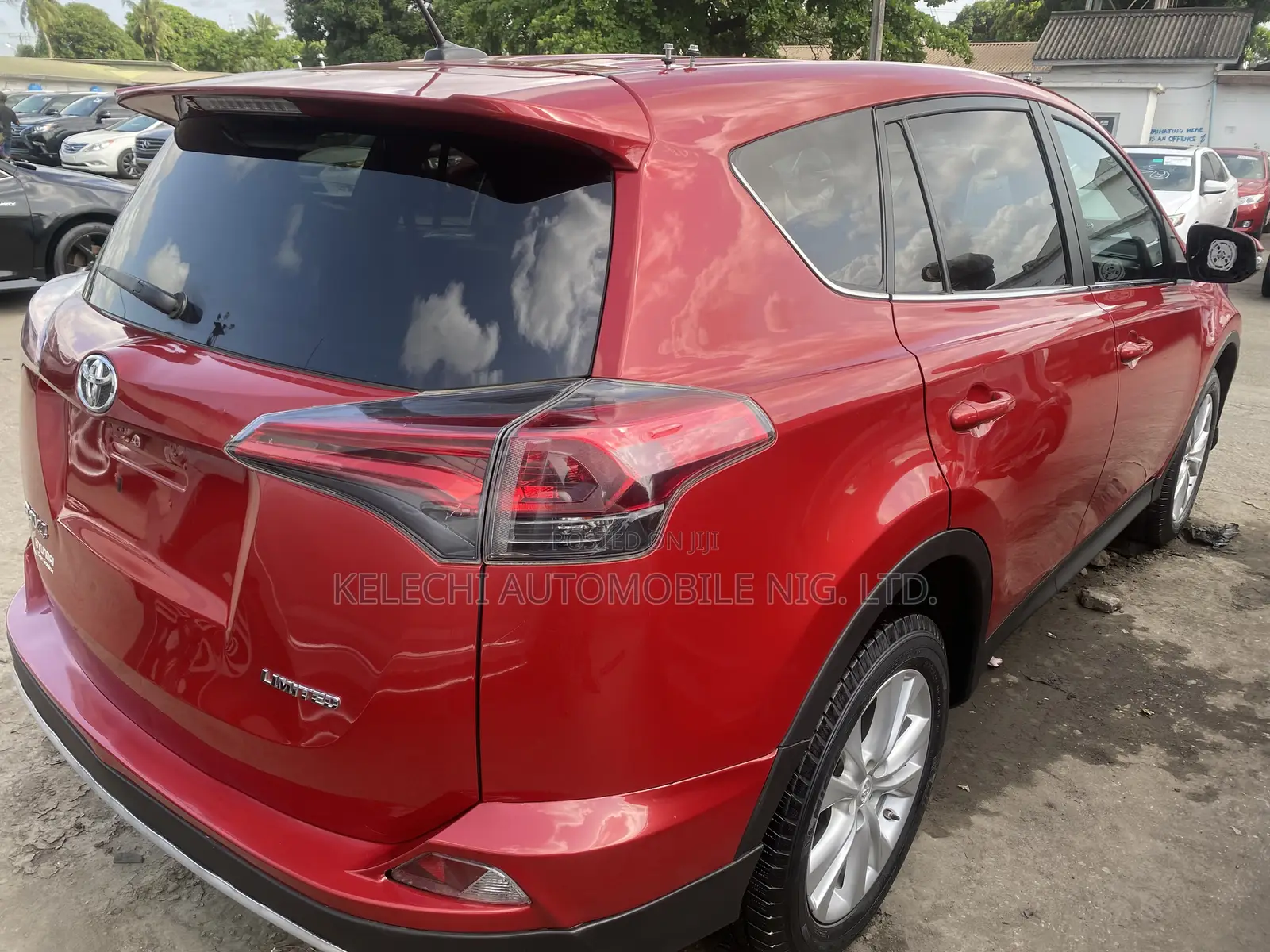 Toyota RAV4 2013 Red