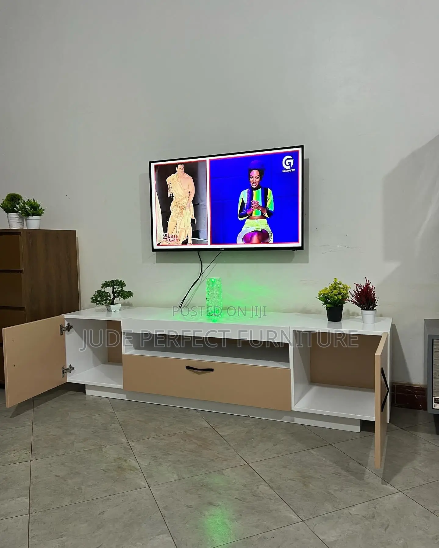 High Quality Tv Stand