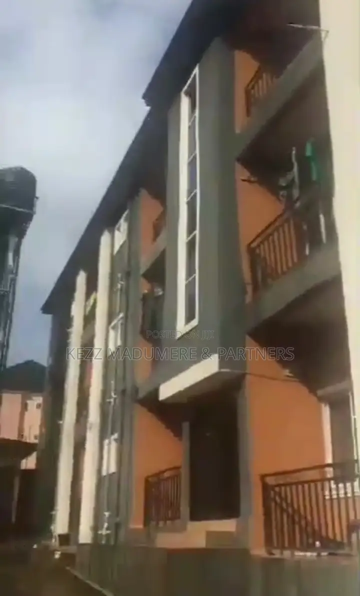 20bdrm Block of Flats in Monarch , After for sale